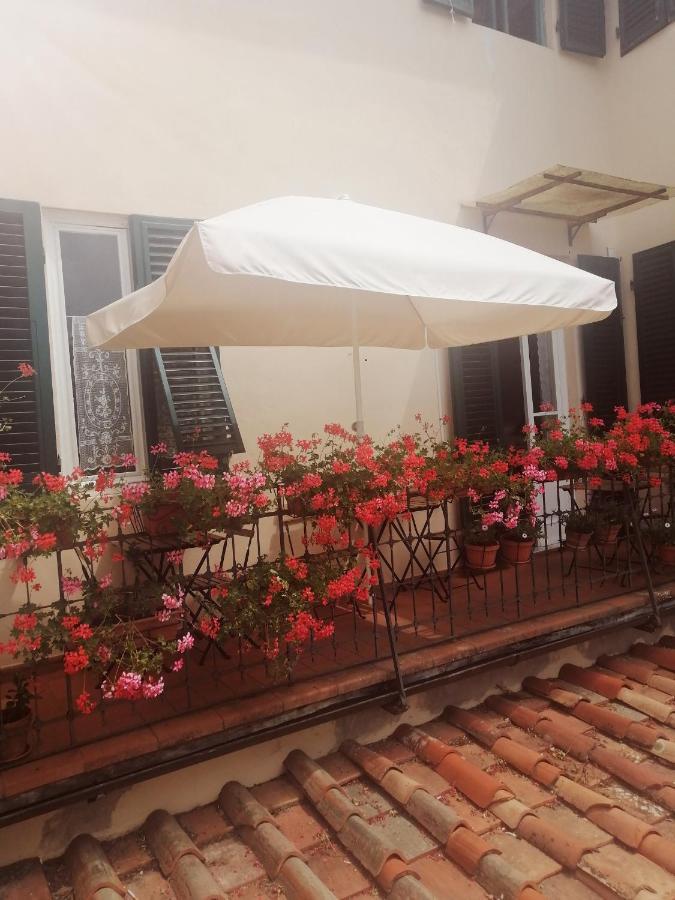 Bed And Breakfast Evelina Lucca Ngoại thất bức ảnh